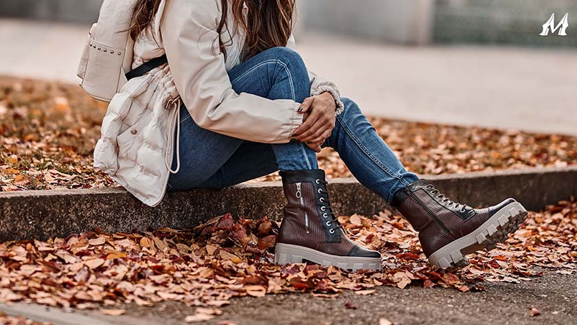Why choose natural leather boots for very cold day outfits?